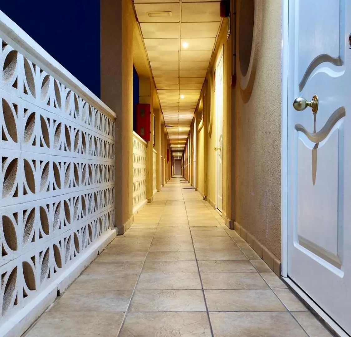 Encantador Estudio Con Terraza Privada Y Espectaculares Vistas Al Mar En Costa Del Silencio, Cerca De Los Cristianos