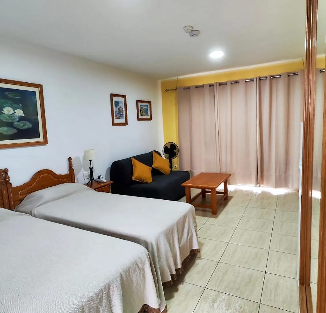 Apartamento Encantador Estudio Con Terraza Privada Y Espectaculares Vistas Al Mar En Costa Del Silencio, Cerca De Los Cristianos España